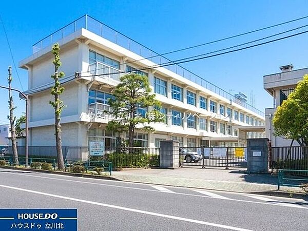 福生市立福生第一小学校 640m