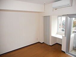 フジヨシ赤堤コート 303 3階ワンルームのリビング/ダイニング