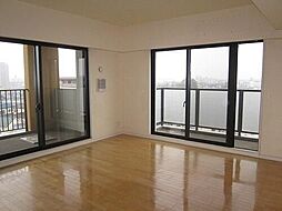 JR埼京線 中浦和駅 徒歩11分の賃貸マンション 6階4LDKのリビング/ダイニング