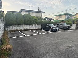 明峰湯山台駐車場