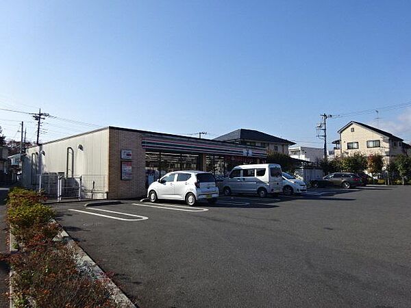 セブンイレブン青梅千ヶ瀬4丁目店セブンイレブン青梅千ヶ瀬4丁目店青梅街道沿いのコンビニエンスストアです。 1400m