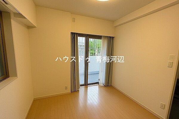 apartment 東京都青梅市河辺町５丁目
地図を見る