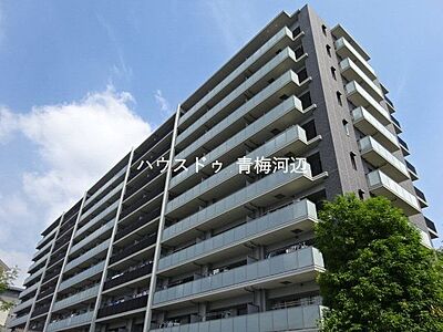 外観:JR青梅線「小作」駅から徒歩10分と通学・通勤にも便利な立地。2016年築の中古マンションです。 外観:JR青梅線「小作」駅から徒歩10分と通学・通勤にも便利な立地。2016年築の中古マンションです。