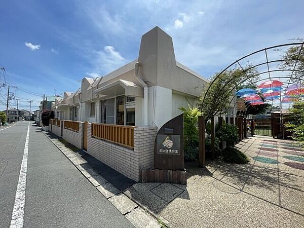 鈴の音保育園私達、鈴の音保育園の職員は、子ども達の笑顔の為、互いに協力し愛情をもって親しく子どもに接し、子どもの個性を育むと共に次代を担う良き社会人として育つよう努力いたします 260m