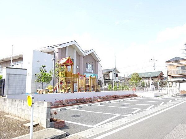 青梅みどり第二保育園庭的でなごやかな雰囲気の中で、一人ひとりの個性を大切にし、課業や遊びを通して、社会性や自立心などを育み、豊かにのびていく子どもの成長を保護者とともに喜び合いたいと思います…