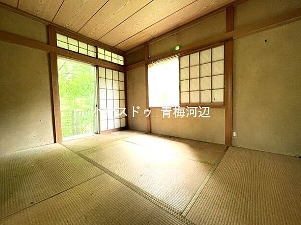 6帖和室：畳があることでリラックスできますね。ゆっくりお茶を飲んだり、来客用のスペースとしても活用できます。