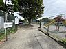 周辺：師岡町1丁目児童遊園整備されていて遊びやすい公園です。遊具も設置されています。 100m