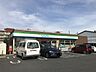 周辺：ファミリーマート青梅河辺町6丁目店24時間営業品数が多く、商品が充実しています　コーヒーをカスタマイズが出来るコーナーがあります　冬はおでんの具も豊富です 60m