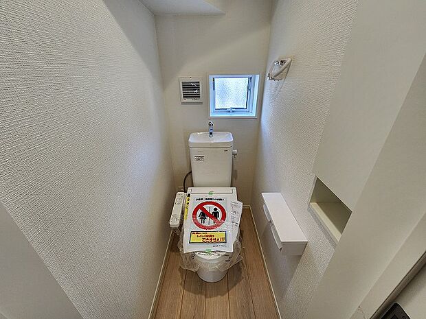 1階のトイレです