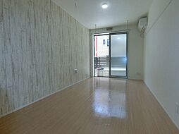 カルミア一之江 101 1階1Kのリビング/ダイニング