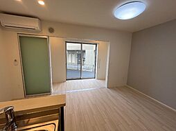 ロードスター 1階1LDKのリビング/ダイニング