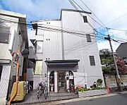 桂駅より徒歩10分 3階 築35年8ヶ月の賃貸物件