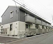 石山駅より徒歩18分 1階 築7年7ヶ月の賃貸物件