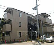 伊勢田駅より徒歩10分 3階 築30年の賃貸物件