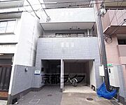 丸太町駅より徒歩9分 2階 築35年5ヶ月の賃貸物件