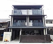 二条城前駅より徒歩7分 1階 築3年7ヶ月の賃貸物件