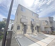 松尾大社駅より徒歩12分 築20年11ヶ月 3階建の賃貸物件