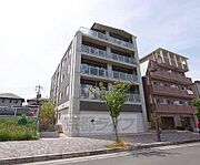 松井山手駅より徒歩18分 2階 築18年6ヶ月の賃貸物件