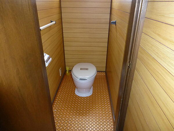 detached 北海道富良野市字老節布
地図を見る