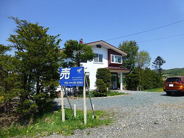 detached 北海道富良野市字老節布
地図を見る