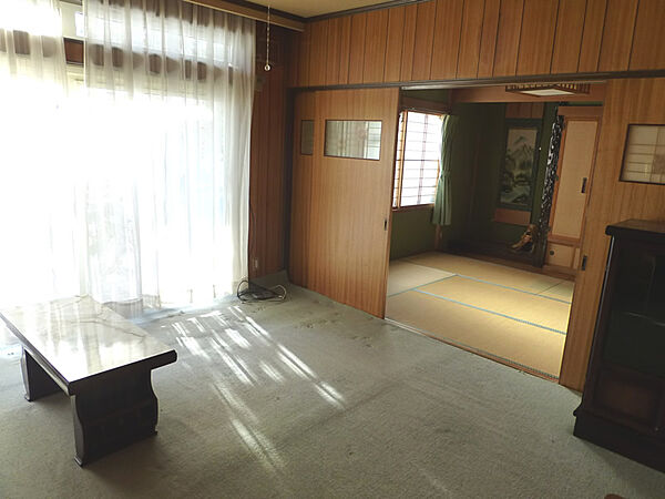 detached 北海道富良野市字老節布
地図を見る