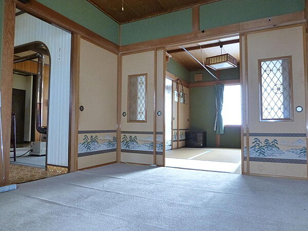 detached 北海道富良野市字老節布
地図を見る