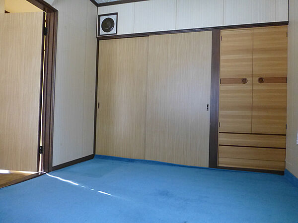 detached 北海道富良野市字老節布
地図を見る