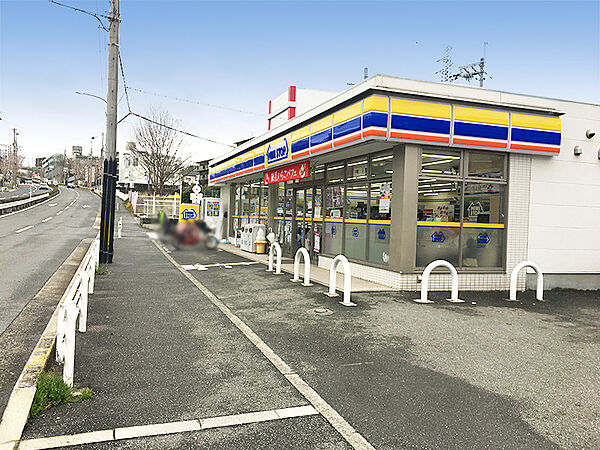 ミニストップ　吹田佐井寺1丁目店（323m）
