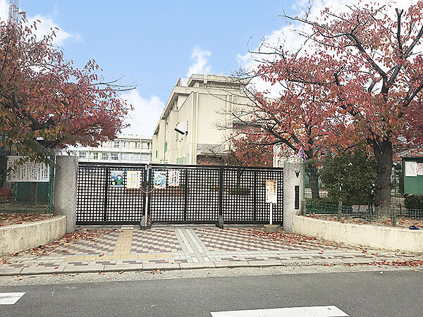 豊中市立豊島小学校（380m）