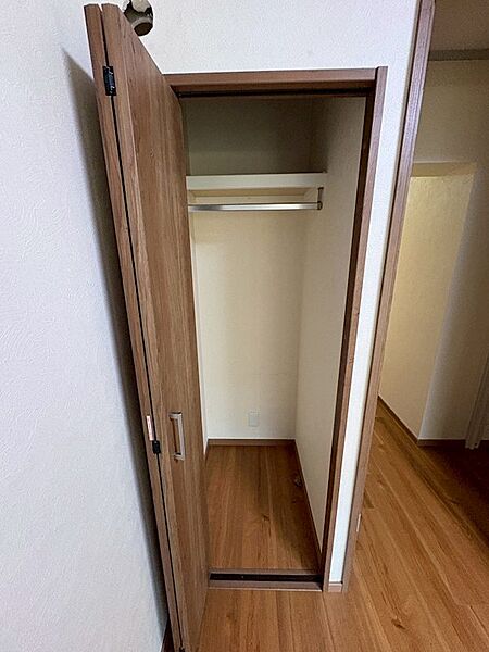 クローゼットつきのため、生活空間をたっぷりとご使用いただけます。