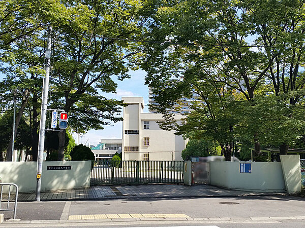 豊中市立第九中学校（543m）