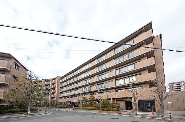 阪急線・モノレール線利用可能な便利な立地です♪