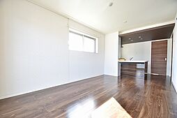 メゾンデルポ英 301 3階2LDKのリビング/ダイニング