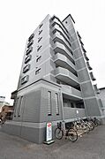 大町駅より徒歩10分 8階 築26年9ヶ月の賃貸物件