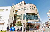 ミニストップ新座栗原店 徒歩2分。コンビニ 100m