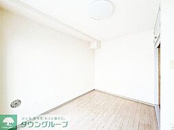 サンライズ 101 1階ワンルームのリビング/ダイニング