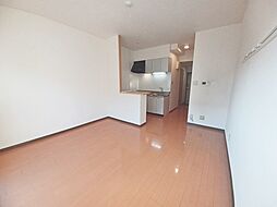 レイヴ 103号室 1階ワンルームのリビング/ダイニング