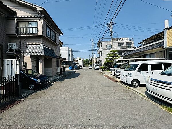 落ち着いた暮らしをかなえる閑静な住宅街！