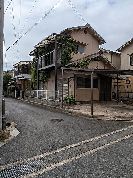 外観：328000680332