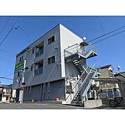 新静岡駅より徒歩33分 築11年5ヶ月 3階建の賃貸物件