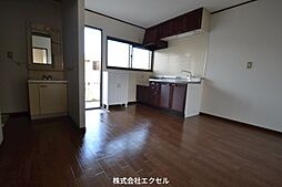 JR八高線 箱根ケ崎駅 徒歩12分の賃貸アパート 2階2DKのリビング/ダイニング