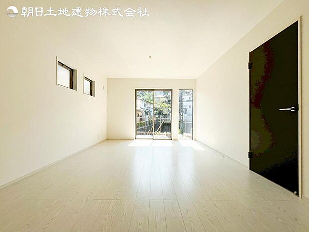 すぐのご見学や資料請求などお気軽にお問い合わせください