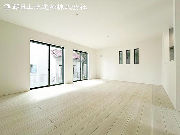 すぐの見学や資料請求などお気軽にお問い合わせお待ちしております