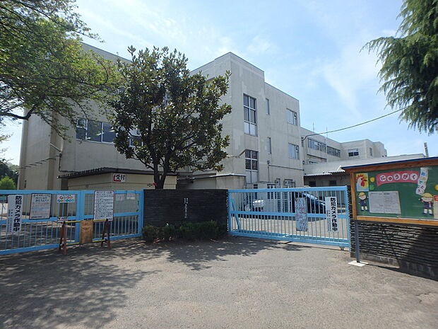 本町田ひなた小学校まで約1158m