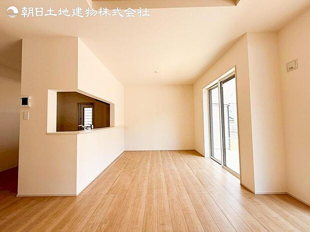 すぐのご見学や資料請求などお気軽にお問い合わせください