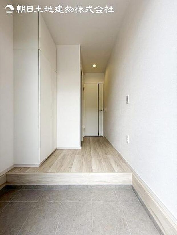 すぐの見学や資料請求などお気軽にお問い合わせお待ちしております