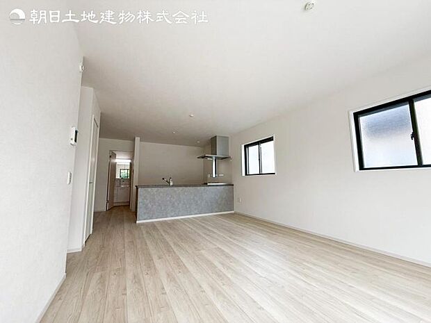 すぐの見学や資料請求などお気軽にお問い合わせお待ちしております