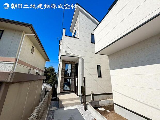 すぐの見学や資料請求などお気軽にお問い合わせお待ちしております