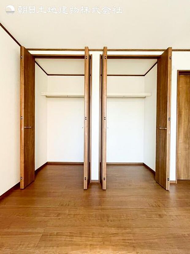 すぐのご見学や資料請求などお気軽にお問い合わせください