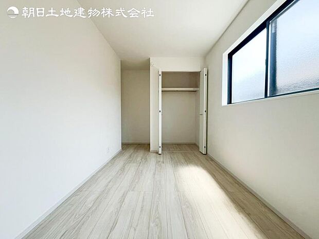 ご見学予約や資料請求などお気軽にお問い合わせください